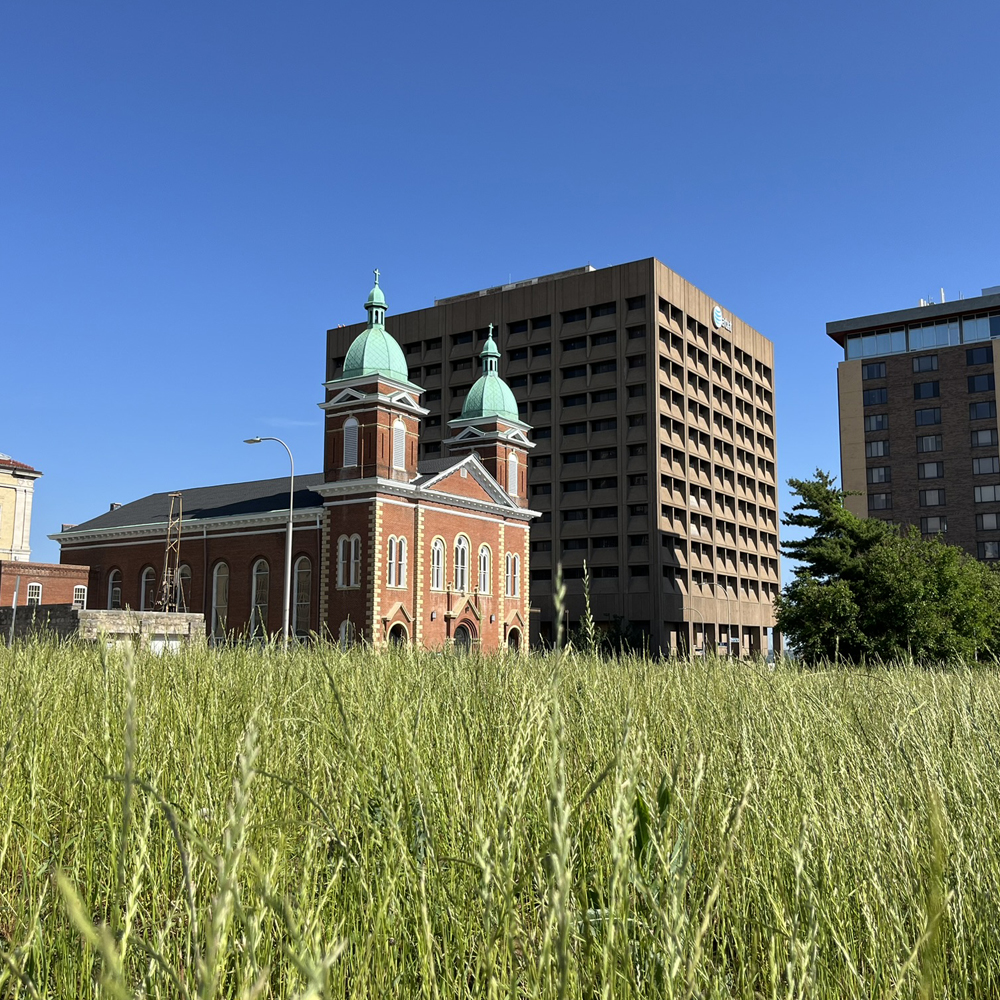 AT&T Tower Plaza, Kansas City